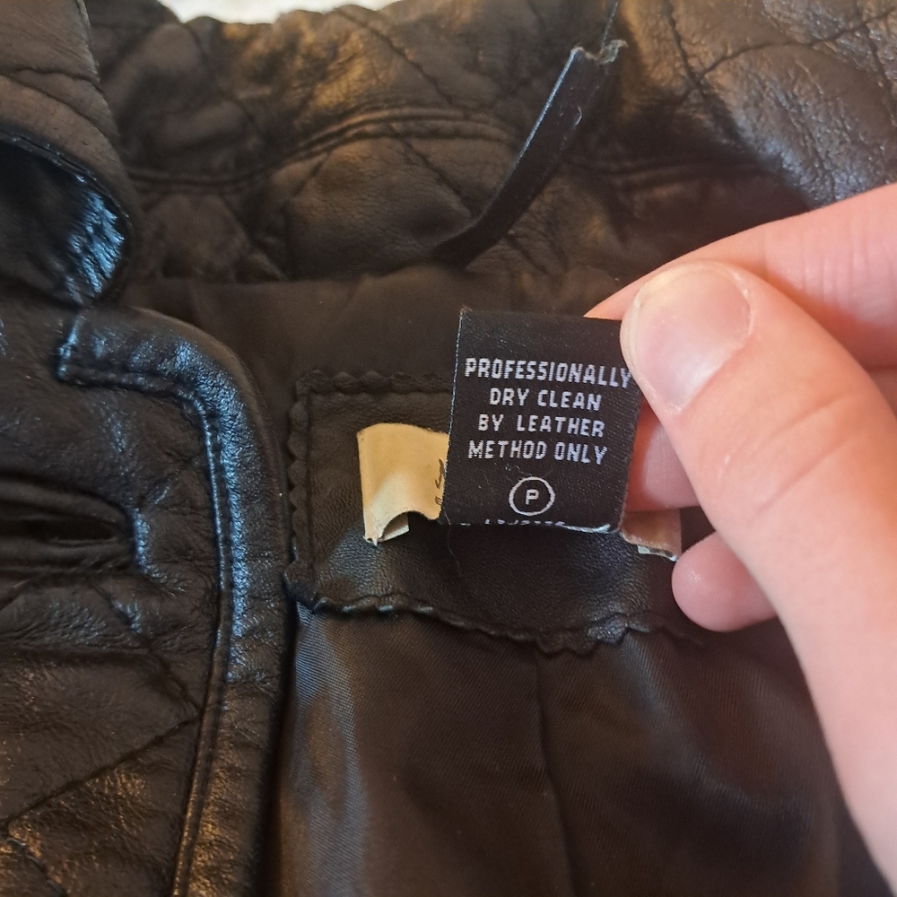 Neiman Marcus Exclusive Leather Jacket Women's Medium M Black Quilted Retro - Picture 9 of 12